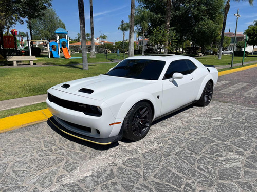 Dodge Challenger Hellcat Widebody