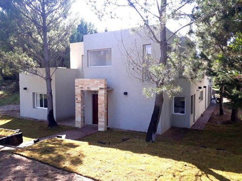 Casa En Venta Costa Esmeralda, Barrio Residencial I. - Imagen 4