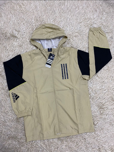 Campera adidas 