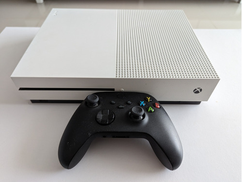 Xbox One S 500 Gb Model 1681 (perfecto Estado)