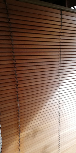 Cortina Veneciana Wood Blind  1,65 X 1  M Madera. Usada