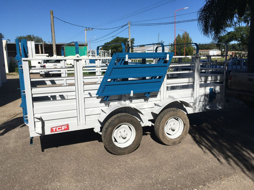 Acoplado Trailer Cerdos Porcinos Capones Lanza O Cigueña