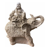 Buda De La Abundancia Sobre Elefante De Resina Apto Exterior