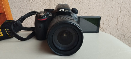 Nikon 5200 Lente 18 - 105