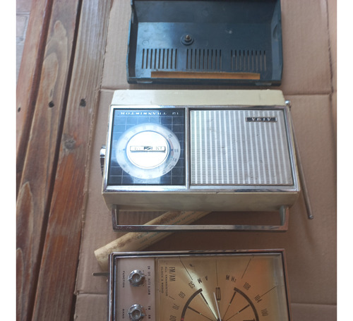 Radios Aiwa Y Candel Antiguos Para Reparar.