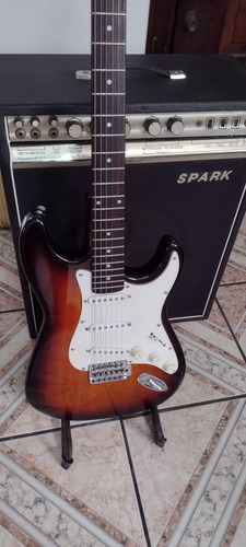 Guitarra Condor