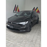 Tesla X 2022