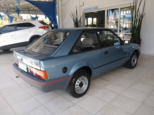 FORD ESCORT 1.6 L 8V GASOLINA 2P MANUAL