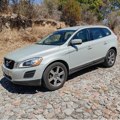 Volvo XC60 2.0 T Evolution At | MercadoLibre
