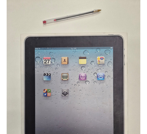 iPad  Apple  4th Generation 2012 A1459 9.7  64gb Preto 