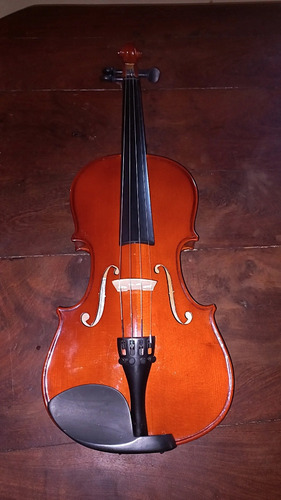 Violin Asturias Con Estuche Arco Y Tres Cuerdas De Repuesto 