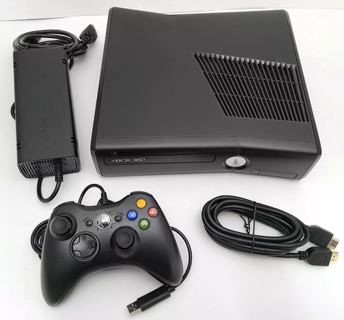 Microsoft Xbox 360 Slim + 1 Control Inalámbrico Sin Detalles