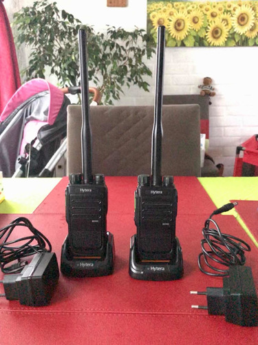 Radio Hytera Bd 506 Vhf Dmr (las 2 Radios Por Ese Valor)