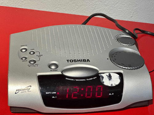 Toshiba Rádio Relógio Alarme Cod 17