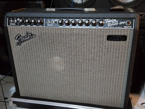Amplificador Fender Twin Reverb 65.