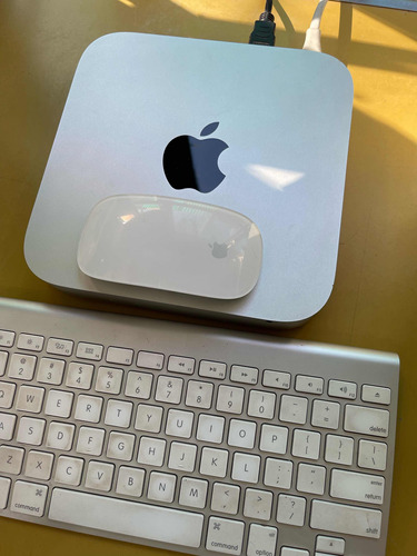 Mac Mini Late 2014 I5 - 8gb - 1tb + Teclado Y Mouse Original