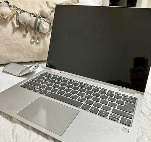 Notebook Lenovo Yoga 730