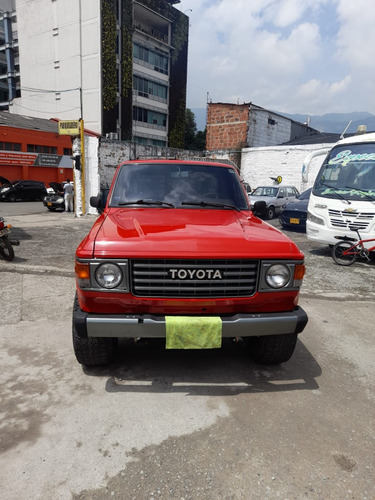 Toyota Land Cruiser 1982 4.2 Fj60