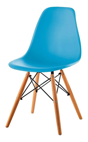 Sillas Eames En Plastico Con Patas De Madera De Haya 