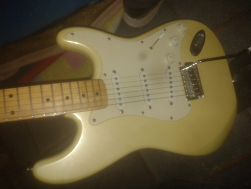 Guitarra Fender Squier Korea