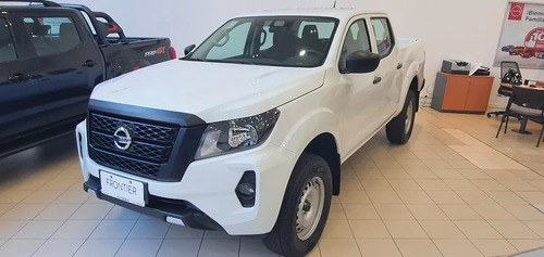 Nissan Frontier S 4x2 Manual 2024..