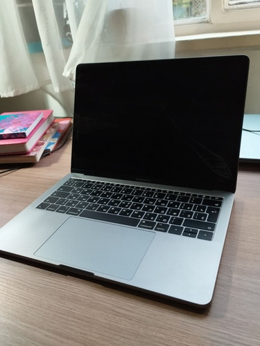 Macbook Pro 13 Pulgadas, 2017, 128 Gb  Para Reparacion 
