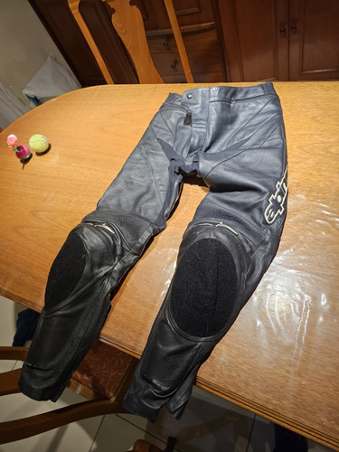 Pantalón De Moto Alpinestars Apex Cuero. Pista T34 M/l