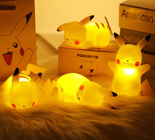 Cuatro Pequeñas Luces Nocturnas Pikachu