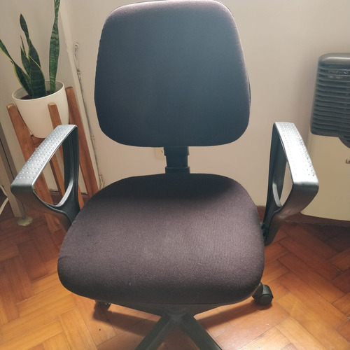 Silla Oficina Ergonómica Pc Regulable Tapizado En Tela Usada