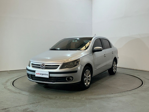 Volkswagen Voyage 1.6 Highline 2012 230.000km