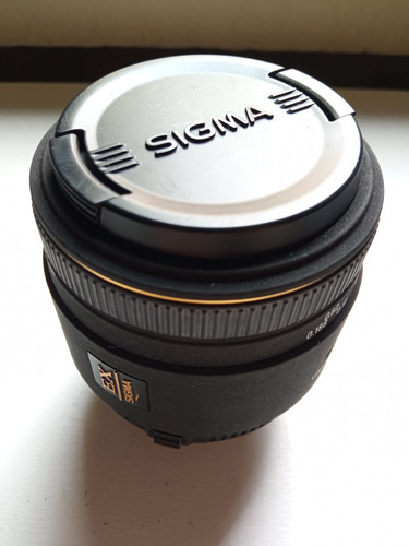 Lente Sigma 50mm 2.8 Macro Para Nikon 