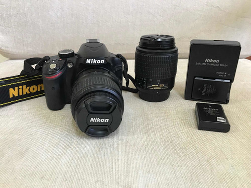 Câmera Nikon D3200 + 2 Lentes + Flash