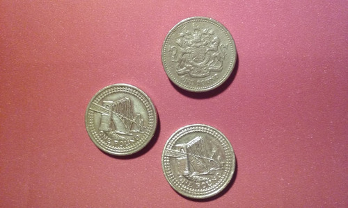 Moedas De One Pound Anos De 1983 ,2004