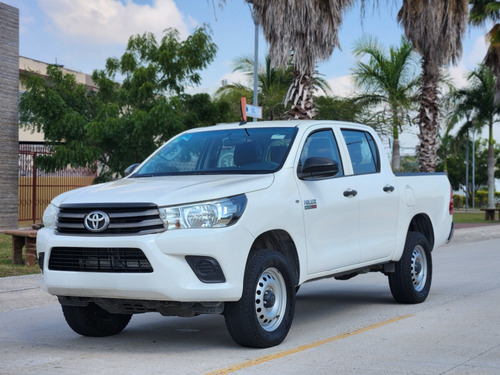 Toyota Hilux 2020 2.8 Tdi Cabina Doble Mt