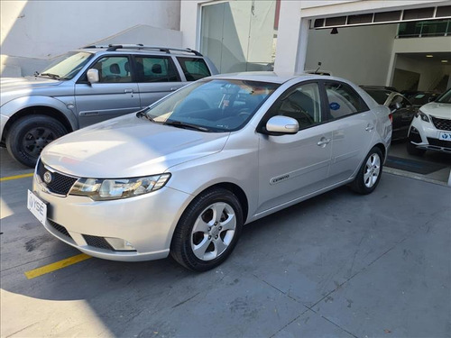 KIA CERATO 1.6 EX SEDAN 16V