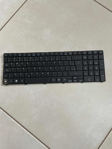 Teclado Notebook Acer 5733 Part Number Pk130c94a25 Defeito