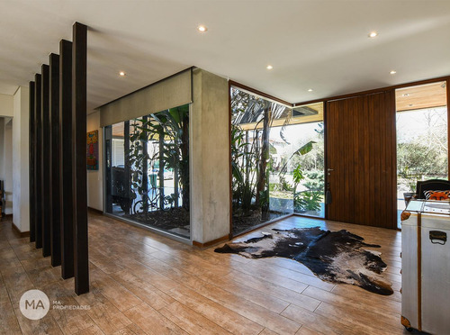 Casa 4 Dormitorios - Kentucky Club De Campo - Funes | Venta