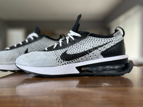 Zapatilla Deportiva Nike Air Max Flyknit Racer Gris Talle 42