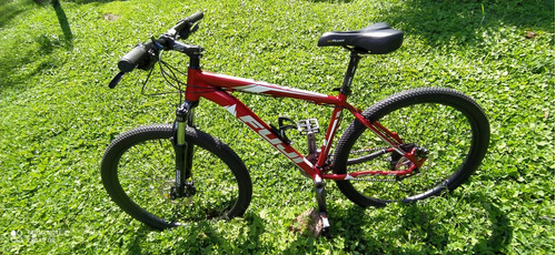 Bicicleta Fuji Marco Aluminio Talla M Rin 27.5 Grupo Acera.
