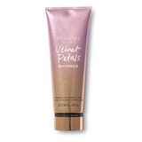 Victoria's Secret Crema Brillo Velvet Petals Shimmer 236ml