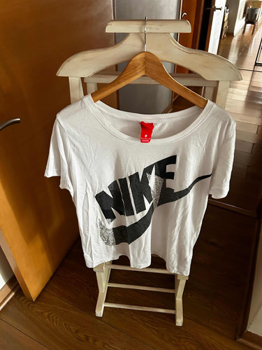 Polera Nike