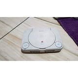 Playstation 1 Psone Só O Aparelho Sem Nada. Não Leu Os Jogos Tá Desalinhado. 064. A35