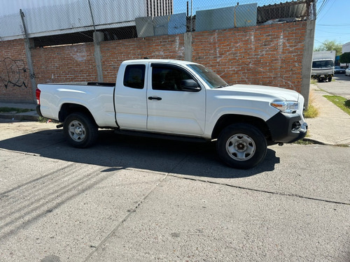 2017 Toyota Tacoma  Extended Cab Automatica  A/c  2.7 L