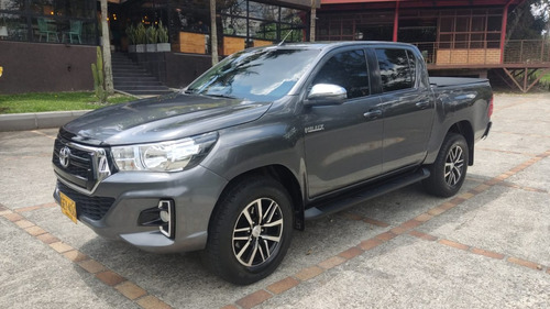 Toyota Hilux Srv 2.8l Diesel 4x4 At 2019