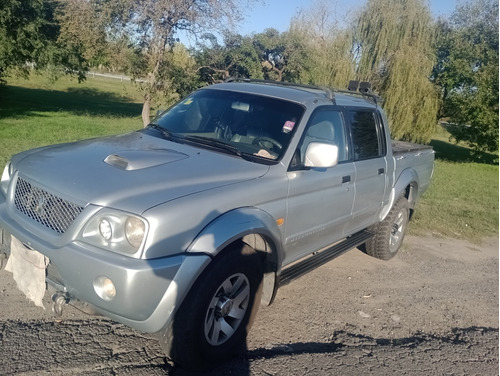 Mitsubishi L200 2007 2.5 Sport Hpe D/cab 4x4