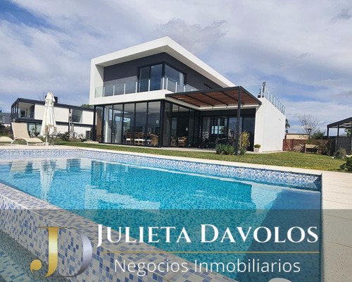 Oportunidad! Casa A Laguna En Venta O Permuta 4 Dormitorios Barrio El Cantón Norte Con Pileta - Imagen 3