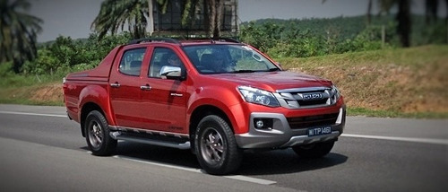 Mascarrilla Gris Oscura Deportiva Isuzu Para Dmax 2015-2017 Foto 4