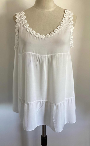 Blusa Blanca Florecitas. Talle U (con Detalle) #mfa69