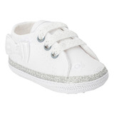 Zapatilla Beba En Broderie Blanca Con Detalles En Plateado