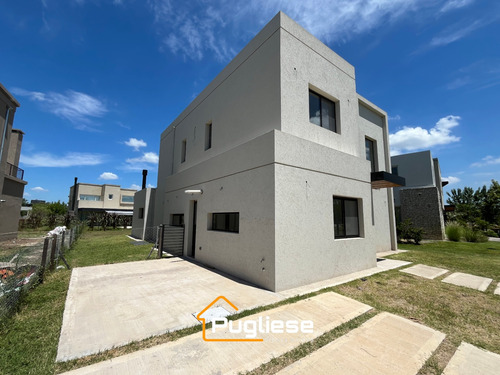 Casa Moderna En Venta A Estrenar. Lote Interno. Araucarias Puertos. 3 Dormitorios + Escritorio - Imagen 3